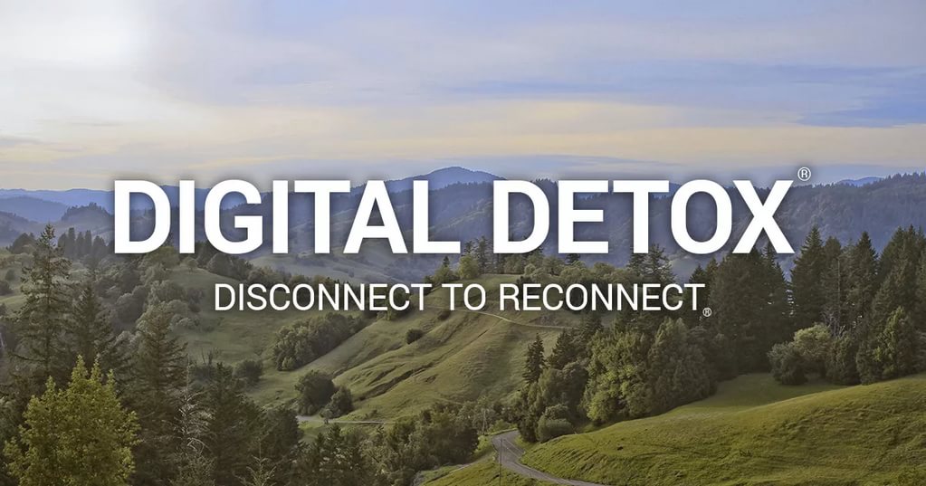 Digital Detox: Disconnecting to Reconnect with Life