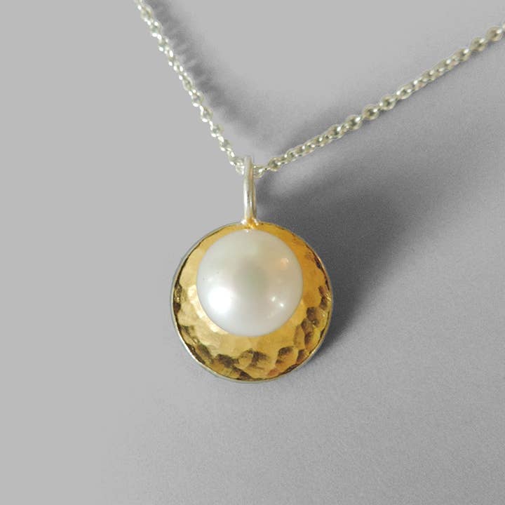 Bridal Float Necklace